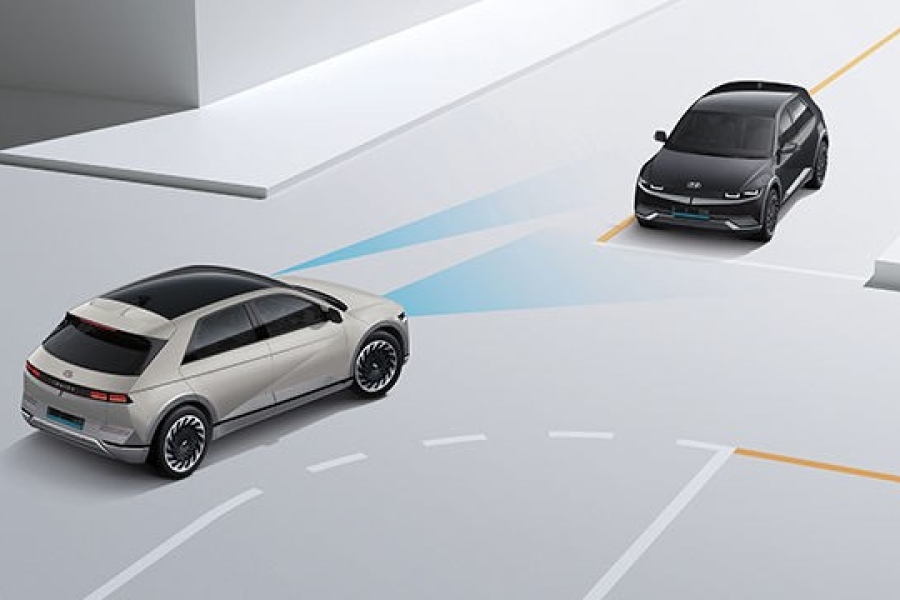 Hỗ trợ phòng tránh va chạm phía trước FCA