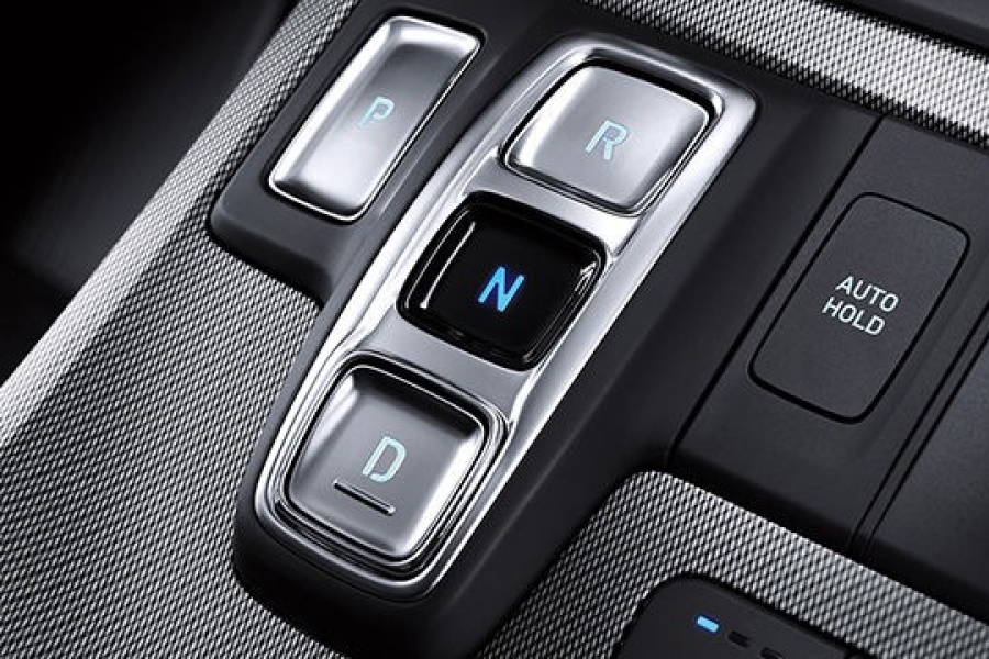 Hộp số tự động 8 cấp
